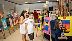 İlkokul Öğrencilerimiz Karma Resim Sergisinde Hayal Güçlerini Tuvale Taşıdı