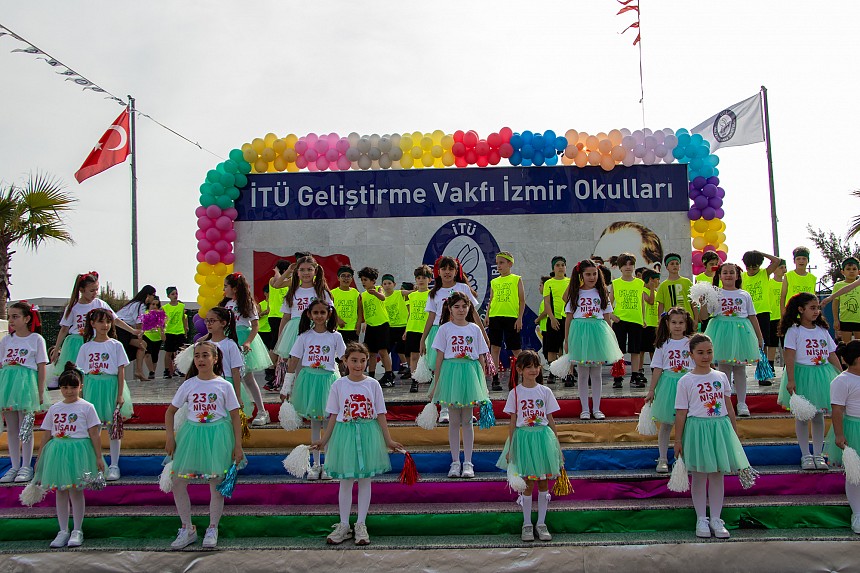 23 Nisan Ulusal Egemenlik ve Çocuk Bayramını Coşkuyla Kutladık