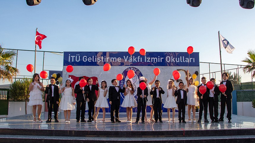 İlkokul Mezunlarımızı Ortaokula Uğurlamanın Gururunu Yaşadık