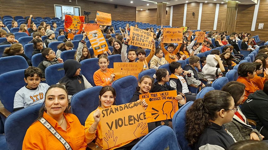 Ortaokul Öğrencilerimiz Toplumsal Cinsiyet Eşitliğine Dikkat Çekti