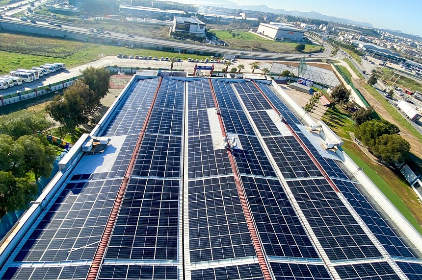 Güneş Enerjisiyle Sürdürülebilir Bir Eğitim Kampüsü Projemizi Hayata Geçirdik