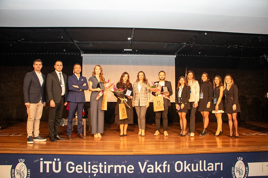 Değişen Dünyada Yeni Öğrenci Tutumları Sempozyumumuzu Gerçekleştirdik
